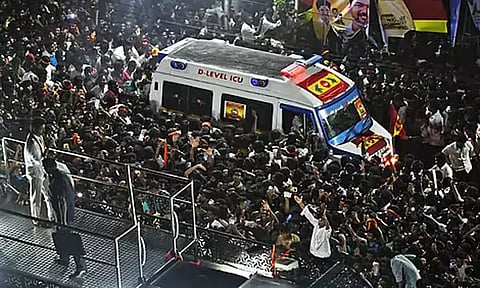 கரூர் சம்பவம்; சி.பி.ஐ.யிடம் ஆதாரங்களை ஒப்படைத்த த.வெ.க.