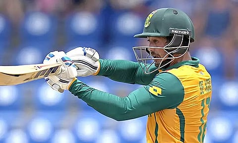 தோனியின் சாதனையை சமன் செய்த டி காக்