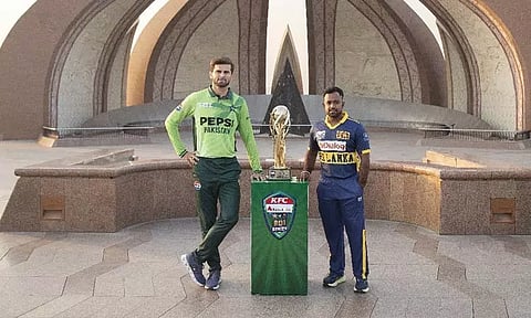 முதல் ஒருநாள் போட்டி: பாகிஸ்தானுக்கு எதிராக இலங்கை பந்துவீச்சு தேர்வு