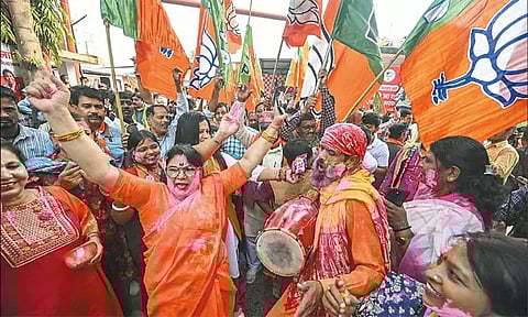 பீகார் தேர்தலில் போட்டியிட்ட 25 மந்திரிகள் வெற்றி - ஒருவர் தோல்வி