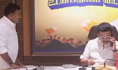 ‘நாளைக்கு அறிவாலயம் வாங்க போட்டோ எடுத்துக்கலாம்’ - திமுக மூத்த உறுப்பினருக்கு போனில் அழைப்பு விடுத்த மு.க.ஸ்டாலின்