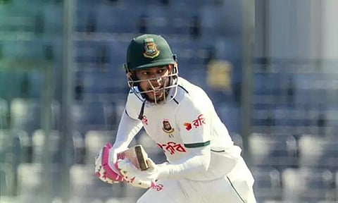 அயர்லாந்துக்கு எதிரான 2வது டெஸ்ட்: வங்காளதேசம் நிதான ஆட்டம்