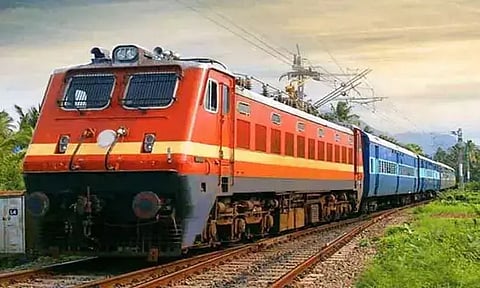 சென்னை-ஆந்திரா இடையே சிறப்பு ரெயில் இயக்கம்