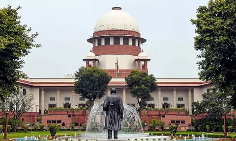 மசோதா ஒப்புதல் விவகாரம்: ஜனாதிபதியின் விளக்க கேள்விகள் மீது சுப்ரீம் கோர்ட்டு இன்று தீர்ப்பு