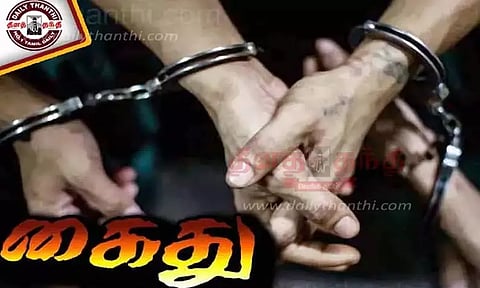 மதுரை மீனாட்சி அம்மன் கோவிலில் ஆந்திர பக்தர்களிடம் பணம் பறித்த 3 பேர் கைது