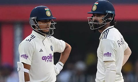 தென் ஆப்பிரிக்காவுக்கு எதிரான 2-வது டெஸ்ட்: 2-ம் நாள் முடிவில் இந்திய அணி 9 ரன்கள்