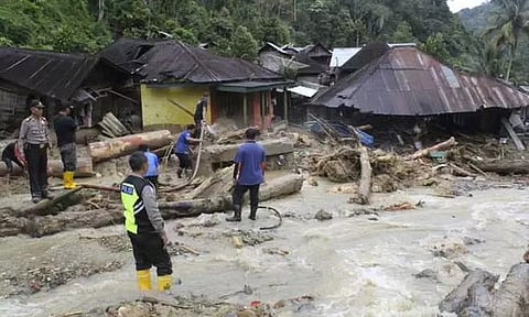 இந்தோனேசியாவில் கனமழை, வெள்ளம்: பலி எண்ணிக்கை 174 ஆக உயர்வு