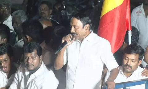 நம்முடன் பல முன்னாள் அமைச்சர்கள் வரப்போகிறார்கள் - செங்கோட்டையன் பேச்சு