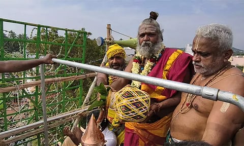 வத்தலக்குண்டு கருப்பண்ணசாமி கோவில் கும்பாபிஷேகம்