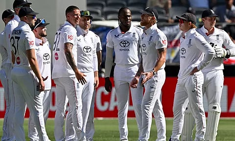 ஆஷஸ் 2-வது டெஸ்ட்: இங்கிலாந்து அணியின் பிளேயிங் லெவன் அறிவிப்பு