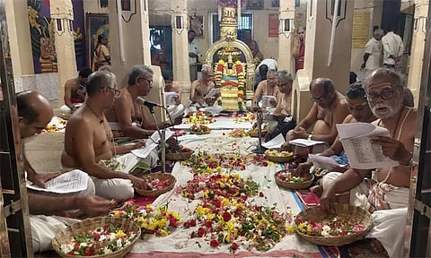 உலக மக்களின் நலன் வேண்டி ஆற்றழகிய சிங்கர் கோவிலில் ஏகதின லட்சார்ச்சனை