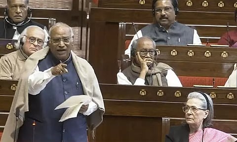 தேசப்பற்று என்ற சொல்லை கேட்டு பயந்தவர்கள் நீங்கள்...பாஜகவை கடுமையாக சாட்டிய மல்லிகார்ஜுன கார்கே