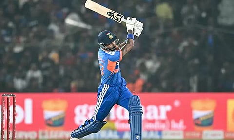 அதிரடியில் கலக்கிய ஹர்திக்.. தென் ஆப்பிரிக்காவுக்கு சவாலான இலக்கு நிர்ணயித்த இந்தியா