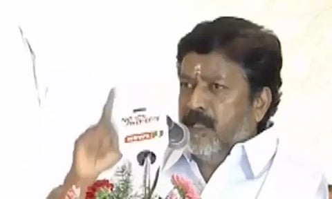 நம்மோடு உறவாடி நம்மை கெடுப்பவர்களிடம் கவனமாக இருக்க வேண்டும்: சிவி சண்முகம் பரபரப்பு பேச்சு