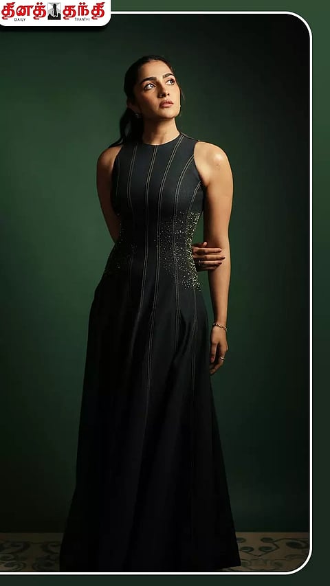 Instagram@rukmini_vasanth