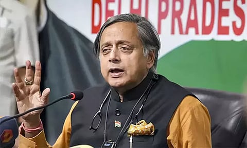 கேரள உள்ளாட்சி தேர்தல்: பாஜகவிற்கு காங்கிரஸ் எம்.பி சசி தரூர் வாழ்த்து