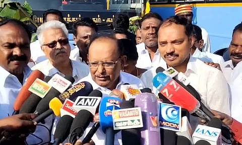 உதயநிதி ஸ்டாலினை தலைமையாக ஏற்றுக்கொள்வதில் எந்தவித தவறும் கிடையாது - அமைச்சர் ரகுபதி