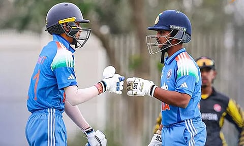 அபிக்யான் குண்டு இரட்டை சதம்.. மலேசியாவுக்கு இமாலய இலக்கு நிர்ணயித்த இந்தியா