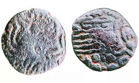 ஆயிரம் ஆண்டுகள் பழமையான ராஜராஜ சோழன் காலத்து நாணயம் - அரசுப் பள்ளி மாணவன் கண்டெடுத்தான்