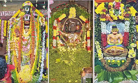 வெள்ளிவாயல்சாவடி, நல்லாட்டூர் வீரமங்கலம், பள்ளிப்பட்டு ஆஞ்சநேயர் கோவில்களில் சிறப்பு அலங்காரம் செய்யப்பட்டுள்ளதை படத்தில் காணலாம்.