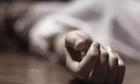 திருவள்ளூர்: ரெயில் மோதி கல்லூரி மாணவி பலி