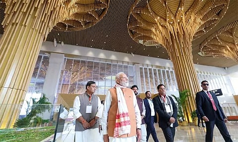 பிரதமர் மோடி அசாம் பயணம்: பள்ளி மாணவர்களுடன் கலந்துரையாடுகிறார்...!