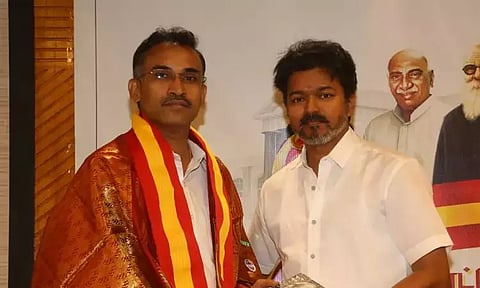 அரசியல்வாதி விஜய் வலிமையானவர்: அருண்ராஜ் பேட்டி