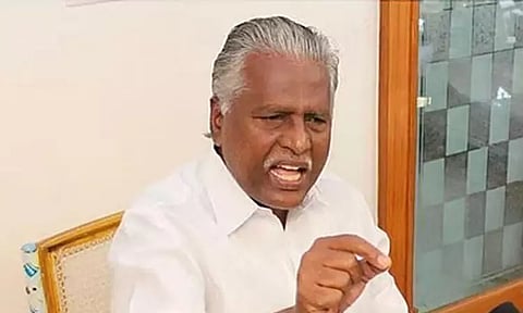 அ.தி.மு.க.வில் இருப்பவர்கள் உழைப்பவர்கள்; த.வெ.க.விலோ... கே.பி.முனுசாமி பரபரப்பு பேச்சு