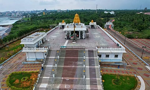 கன்னியாகுமரி கடற்கரையில் உள்ள வெங்கடாஜலபதி கோவில்