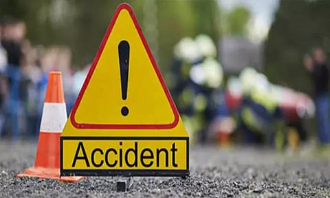 நெல்லை: ஆட்டோ மீது மோதிய அரசு பஸ்; 4 பெண்கள் படுகாயம்