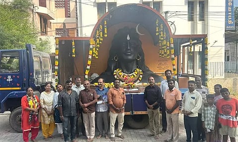 தென்மண்டல ஆதியோகி ரத யாத்திரை: மதுரையில் பாடல் பெற்ற சிவத்தலங்கள் வழியாக பயணம்