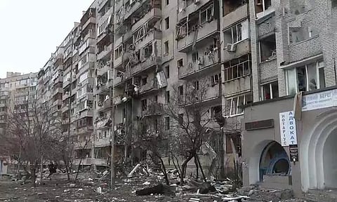 உக்ரைன் மீது ரஷியா வான்வழி தாக்குதல் - 8 பேர் படுகாயம்