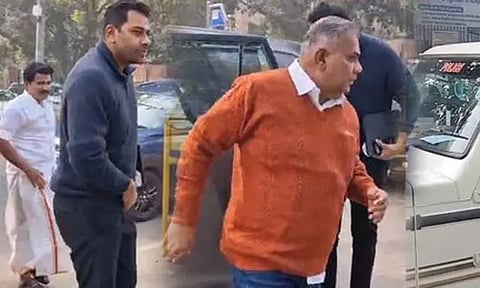 கரூர் கூட்ட நெரிசல் வழக்கு: சிபிஐ அலுவலகத்தில் 2-வது நாளாக தவெக நிர்வாகிகள் ஆஜர்