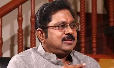 எம்.ஜி.ஆர்.பெயர் தஞ்சை தமிழ் பல்கலைக்கழக இணையதளத்தில் இடம் பெற வேண்டும்: டிடிவி தினகரன்