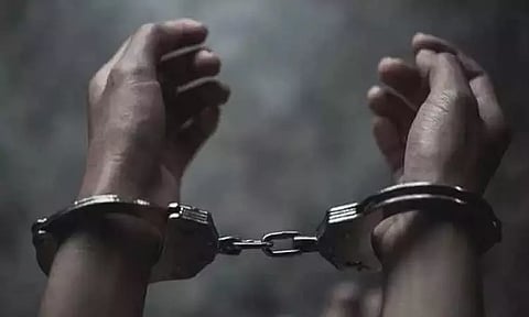 கேரளாவில் போதைப்பொருள் வினியோகம் - பல் மருத்துவ மாணவி உள்பட 7 பேர் கைது