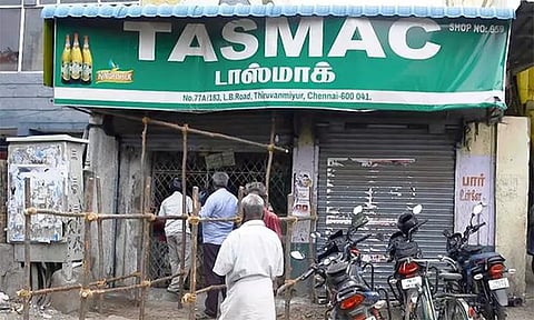 டாஸ்மாக் கடைகளில் காலிப் பாட்டில்களை திரும்பப் பெறும் திட்டம் நாளை முதல் அமல்