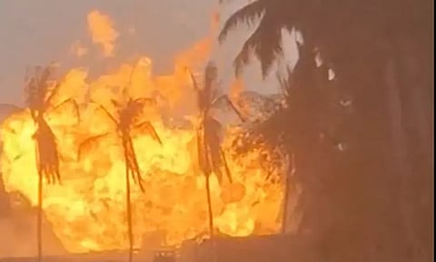 ஆந்திராவில் 2வது நாளாக எரியும் ஓ.என்.ஜி.சி எண்ணெய்க் கிணறு