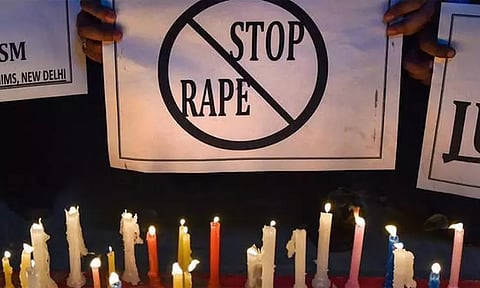 ஒடிசாவில் மாற்றுத்திறனாளி சிறுமி கூட்டு பாலியல் வன்கொடுமை