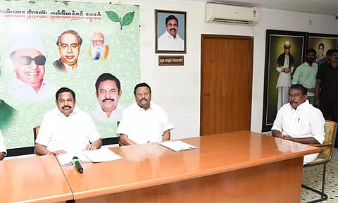 அதிமுகவில் வேட்பாளர் நேர்காணல் தொடக்கம்: தொண்டர்கள் உற்சாகம்