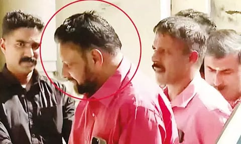 தங்கம் மோசடி வழக்கில் புதிய திருப்பம்; சபரிமலை தந்திரி அதிரடி கைது