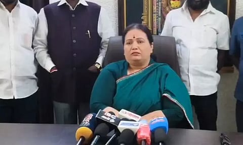 அம்மாவின் வாரிசு நான் தான்..ஆதாரம் இருக்கு... ஜெயலலிதாவின் மகள் என கூறும் ஜெயலட்சுமி பரபரப்பு பேட்டி