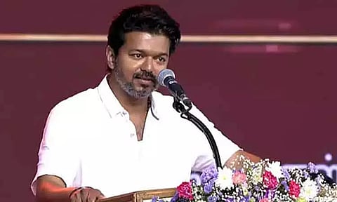 சி.பி.ஐ. விசாரணை: த.வெ.க. தலைவர் விஜய் இன்று டெல்லி செல்கிறார்