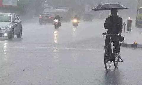 9 மாவட்டங்களில் மதியம் 1 மணி வரை மழைக்கு வாய்ப்பு