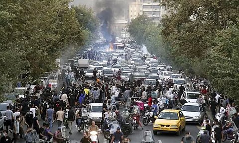 ஈரானில் தொடரும் போராட்டம்: பலி எண்ணிக்கை 2,571 ஆக உயர்வு