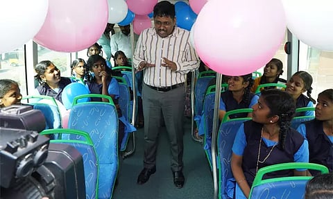 இரட்டை தள மின்சார பேருந்து சேவை: எந்தெந்த வழித்தடத்தில் இயக்கப்படுகிறது தெரியுமா..?