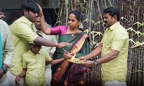 தமிழர் இல்லங்களிலும் உள்ளங்களிலும் பொங்கட்டும் புரட்சிப்பொங்கல் - சீமான்