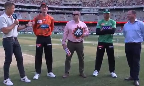 பிக்பாஷ் டி20 லீக்: மெல்போர்ன் அணிக்கு எதிராக பெர்த் ஸ்கார்ச்சர்ஸ் பந்துவீச்சு தேர்வு