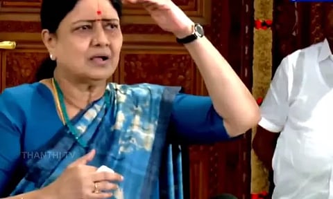 நான் இருப்பதே திமுகவிற்கு மறந்துவிட்டது: சசிகலா பரபரப்பு பேட்டி