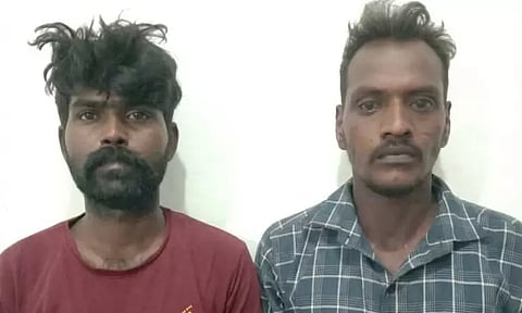 நெல்லையில் பைக் திருடிய 2 வாலிபர்கள் கைது