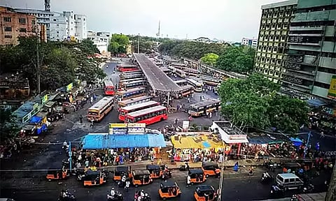 புனரமைப்பு பணி: பிராட்வே பேருந்து நிலையத்தில் இருந்து பேருந்துகள் இயக்குவது நிறுத்தம்